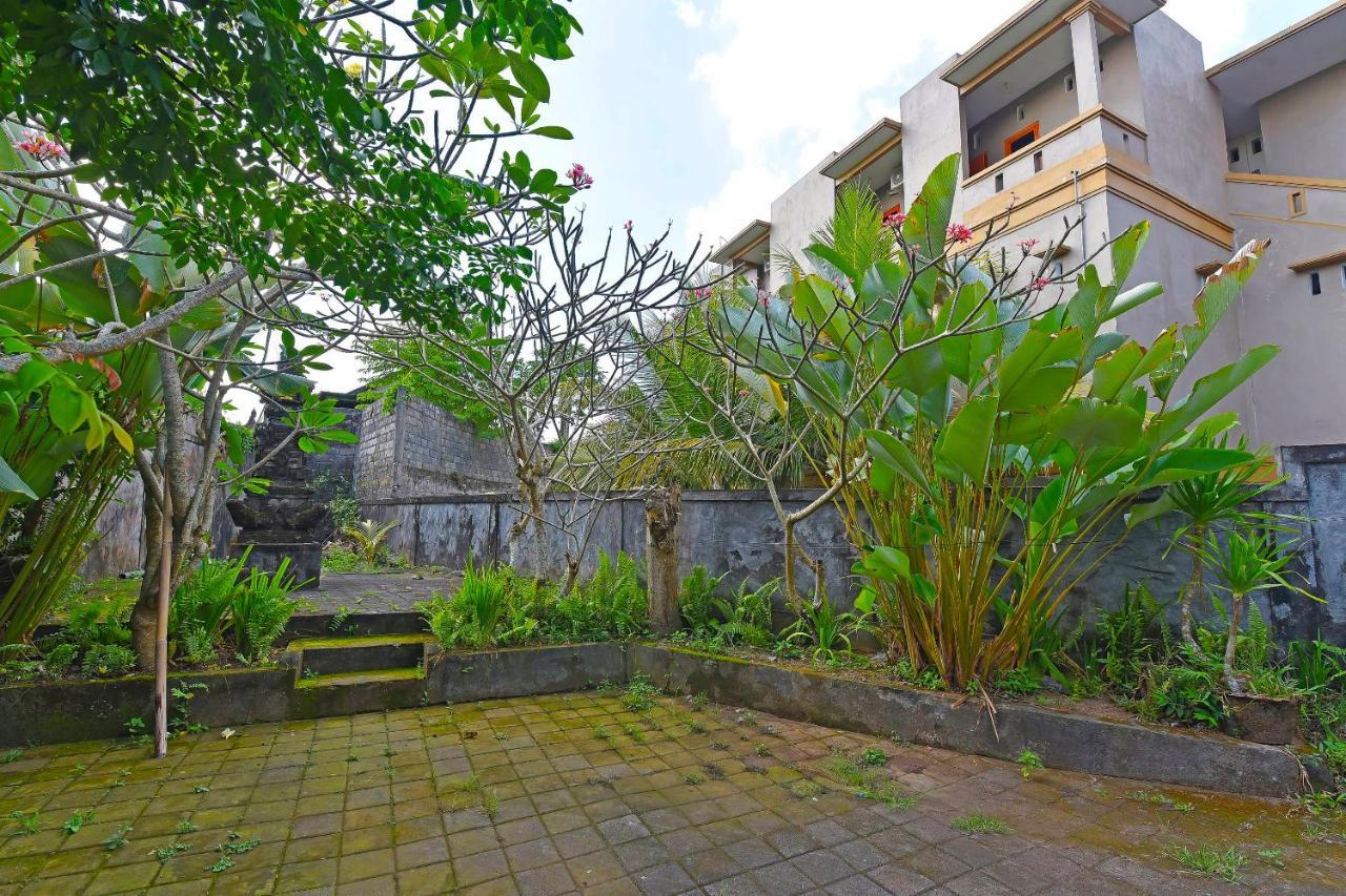 Oyo 90967 Soka Asri Guest House Darmasaba Exterior foto